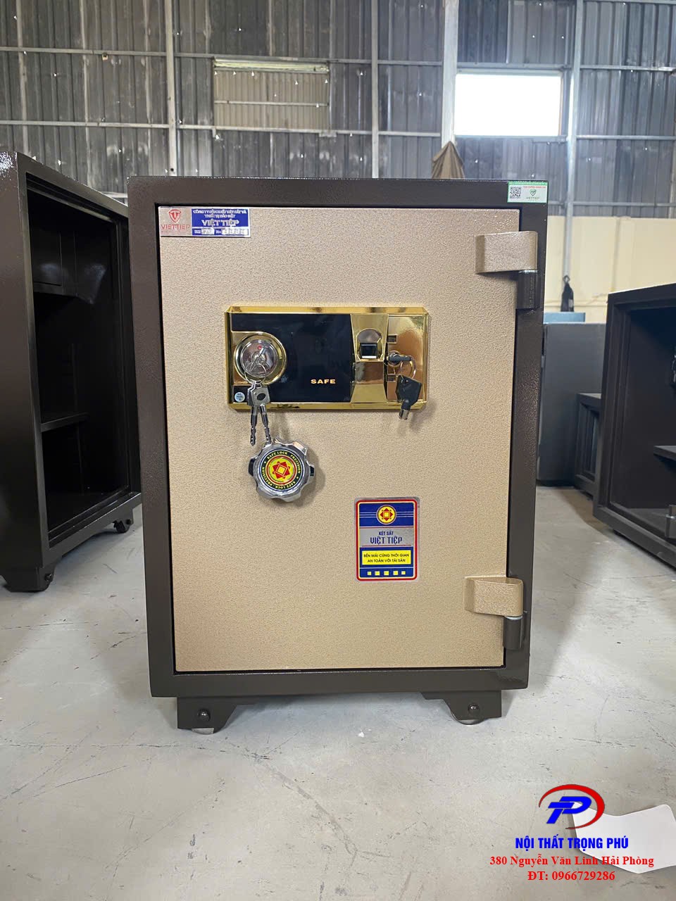 Két bạc việt tiệp vân tay K79VT